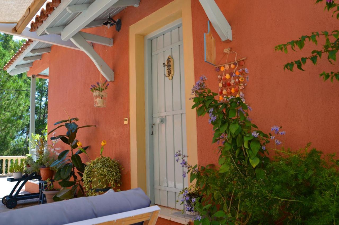 Mihaila Seaside: 2 Bedroom Bungalows Kefalonia Spartia  Exterior foto