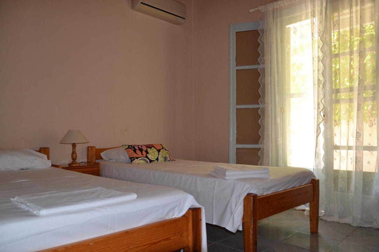 Mihaila Seaside: 2 Bedroom Bungalows Kefalonia Spartia  Exterior foto