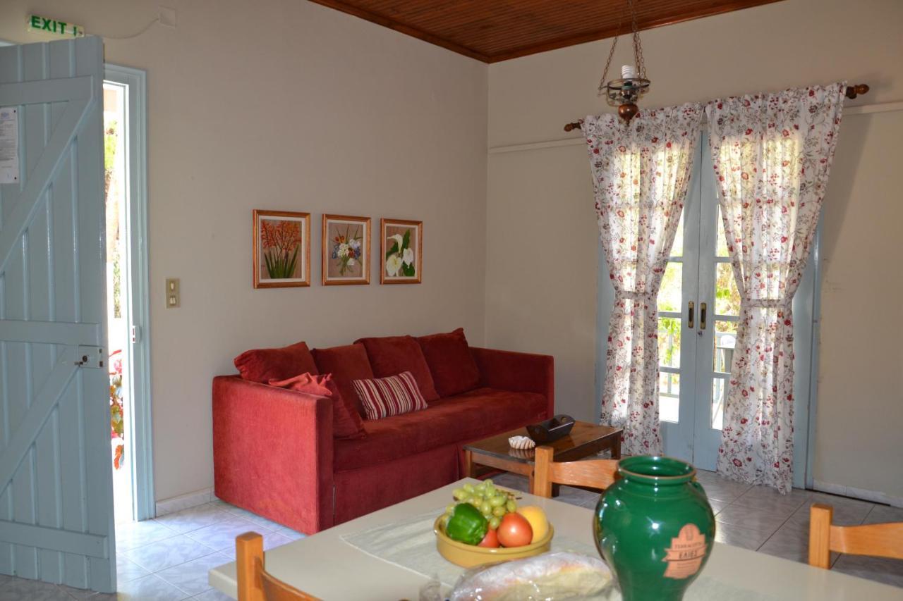 Mihaila Seaside: 2 Bedroom Bungalows Kefalonia Spartia  Exterior foto
